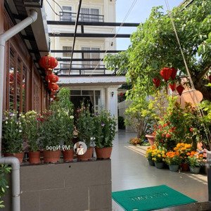 siêu biệt thự 13 phòng 500m2 2 mặt tiền khu phố tây gần biển giá 42 tỷ
