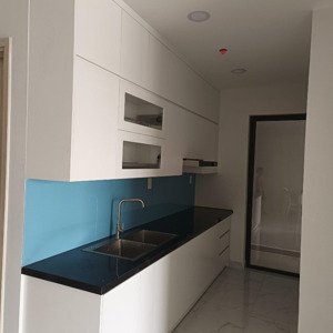 Cho Thuê Nhanh 2pn Charm City Có Sẵn Giàn Tủ Bếp Thuận Tiện Cho Khách Thuê