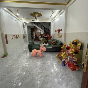Bán Gấp Nhà Kdc Chánh Nghĩa, 5x20m. đã Hoàn Công. 1 Trệt 2 Lầu Giá 9 Tỷ 5 Lh Em Việt