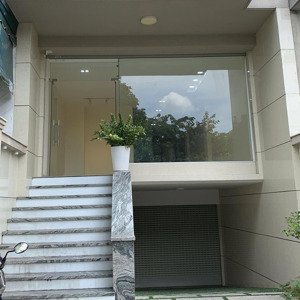 Cho Thuê Nguyên Tầng Trệt Him Lam Kênh Tẻ 16 Triệu