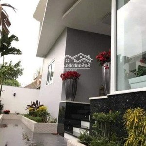 Biệt Thự Nguyễn Văn Hưởng (dt 20 X 20m), Thảo điền, Quận 2, Giá 135 Tỷ