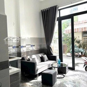 Nhà Mặt Tiền - Diên Hồng - 3,6x6m - 1pn 2wc - 11 Triệu Tl - Gọi Hằng Xem Nhà