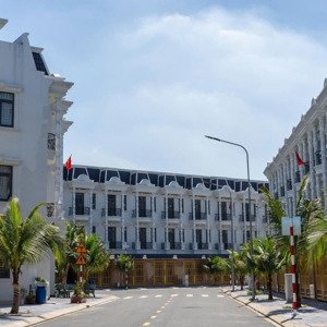 Bán Nhà Phố Thương Mại Dcapital Dreamtown - Trung Tâm Dĩ An - Sổ Hồng Riêng - Giá Chỉ Từ 85 Tr/m2