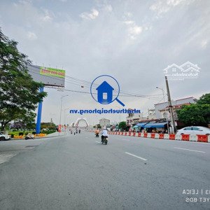 Cho Thuê Lô đất Mặt đường Phạm Văn đồng Gần Cầu Rào, Dt 605m2, Ngang 17m, Hai Mặt Tiền Trước Sau