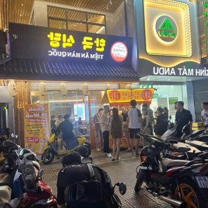 cho thuê nhà mặt phố tô hiến thành. diện tích sử dụng 350m2_hàng ăn ok
