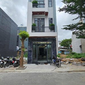 Nhà Phố: 4tỷ500, Nhà 1 Trệt 2 Lầu Full Nội Thất Sang Trọng Kdc P. Bình Chuẩn, Tp. Thuận An