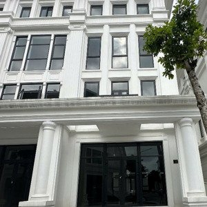 bán gấp shophouse 105m2- hướng nam duy nhất tại louis city hoàng mai - giá chỉ 30,5 tỷ bao phí