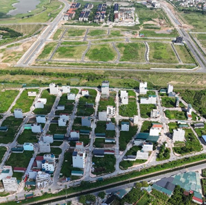 bán nhà 3,5 tầng full nội thất tại khu đất dịch vụ xã song phương- ngay kđt mai land và đường lk 8