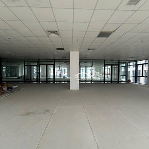 Cho Thuê Lẻ Hoặc Cả Toà Nhà Lô Góc 3 Mặt Tiền đường Lê Hồng Phong Vị Trí Cực đắc địa, Dt 600m2/sàn