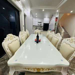 Cho Thuê Biệt Thự Ngô Gia Tự Gara Riêng ô Tô đỗ Thoải Mái