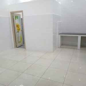 cho thuê nhà nguyên căn kdc hiệp thành 1, tdm, 70m2, 1pn, 1pk + bếp + wc, 3 tr/th lh: 