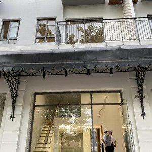 hạ giá-bán gấp căn shophouse 2 mặt tiền thuộc khu đô thị the manor central park nguyễn xiển, hà nội
