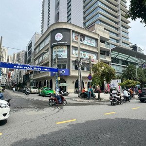 siêu vị trí hàm cá mập cách mạng tháng 8 - tòa nhà viettel & hà đô centrosa - ga metro dân chủ