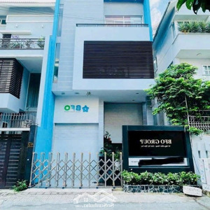 bán gấp biệt thự mt đường hoa, phú nhuận (diện tích: 8 x 18m) - kết cấu: 5 tầng - giá bán: 36 tỷ