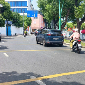 cực hiếm, mặt tiền trường sa, dt: 4,5mx23m (100m2), 5 tầng, 12 pn, tn: 85 triệu/tháng, giá 29,5 tỷ