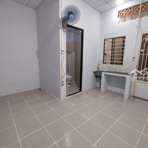 Chính Chủ - Phòng Mới, Cho Sinh Viên, Riêng Biệt, 17m2, Cửa Sổ, ánh Sáng Trời, Lê Văn Sỹ Q3