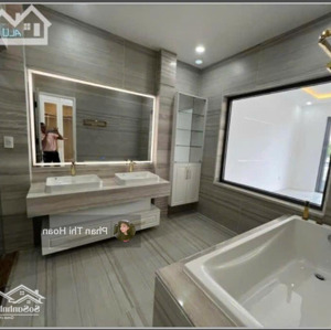 24 tỷ - villa hxh mới đẹp trần huy liệu, phú nhuận - dt: 5x24m, cn:112m2 - trệt 4 lầu st