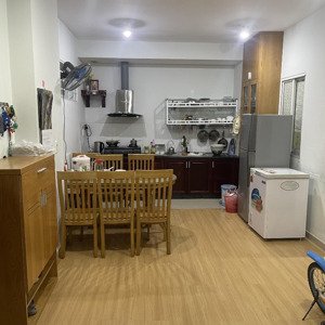 bán căn hộ vtcenter 76m2,2pn,2wc giá 2tỷ 890tr.call mr hà.