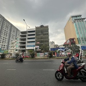 6580m2 mặt tiền nơ trang long, mặt tiền 35m giá 450 tỷ. quy hoạch xây chung cư cao tầng