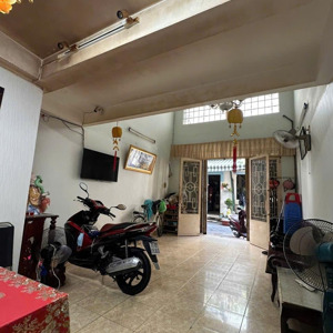 nhà hxh6m gần mặt tiền 3tầng ngang 4m 75m2 3pn shr hoàn công đủ giá 9,5tỷ lh mr toan