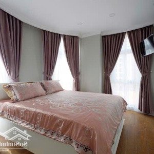 Cho Thuê Căn Hộ, 2 Phòng Ngủ, Bacolny, 80m2, Full Nội Thất, Free Gym Pool Bbq, Thang Máy Hầm Xe