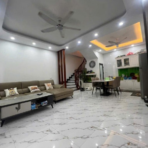 bán nhà bà triệu - trung tâm hà đông - ô tô đỗ gần