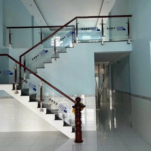 Chủ Gửi Bán Căn Nhà Mặt đường Chợ Tđc Kp2 Phú Tân, Tp Mới Bình Dương