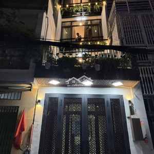 nhà mt nguyễn trọng tuyển 40m2 vị trí đắc địa ngay trung tâm, duy nhất trong tháng này