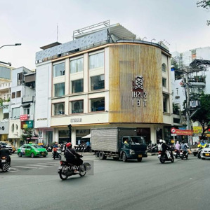 Siêu Phẩm Hiếm Góc 2 Mặt Tiền Trần Não, Quận 2 - Dt: 6x35m - 2 Tầng - Hđt: 110 Triệu - Giá: 40 Tỷ