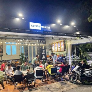bán nhà đang kinh doanh cafe ngang 8m, 2 sổ riêng biệt, sát làng đại học tp hcm