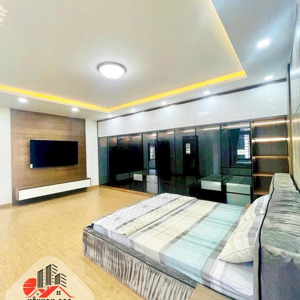 Biệt Thự 3 Lầu đầy đủ Nội Thất, Khu Tên Lửa, Bình Tân. Lh 