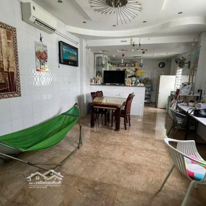 đỉnh Của Chop! Nhà Bán đường Số 22 P11 Q6 (4x26) Dtcn: 104m2. Hầm 4 Tầng, Decor đẹp. Giá Chỉ 15 Tỷ