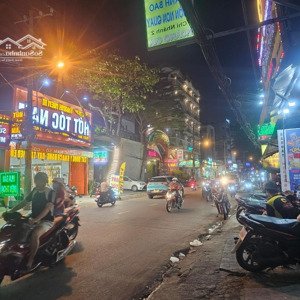 phân chia tài sản: diện tích lớn hiếm 4*14m - khu vực tiện ích - giá 6tỷ05 thương lượng