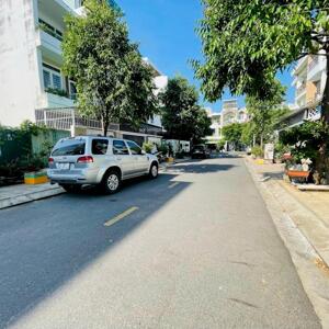Bán lô sạch đẹp đường 8D KĐT Hà Quang 2, Nha Trang. Gần đường Lê Hồng Phong Diện tích 80m2 ngang 4m. Hướng Đông Bắc Giá 5.1 tỷ bao ép cọc