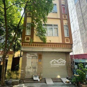 25tr/tháng! Vỉa Hè! ô Tô Tránh! Nhà đền Lừ 100m2, 4 Tầng, Mt5.6m. Thông Sàn - Thang Máy