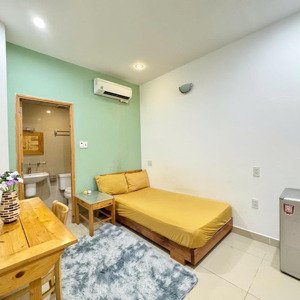 Phòng đẹp Full Nt Gần Cầu Nguyễn Văn Cừ Q1