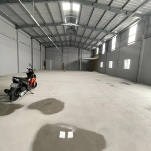Cho Thuê Kho Xưởng 450m2 _ Trần Bá Giao_p5_ Mới 100%_hệ Thống điện Nước đầy đủ_ đa Nghành