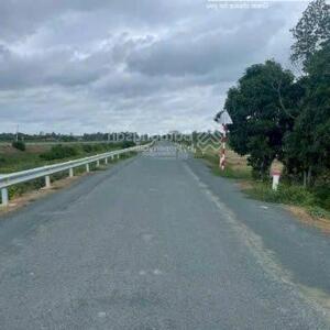 2,1ha Đất đẹp tại Tân Hoà, Tân Châu. MT đường Bàu Năng DMC. Giá nhanh chỉ 85tỷ. Sẵn thổ cư