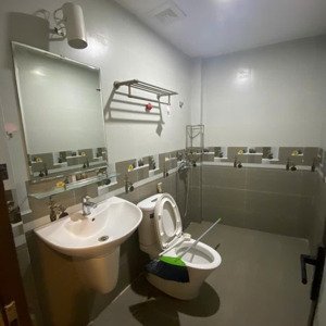 Cho Thuê Căn Hộ Dịch Vụ Giá Rẻ Tầng 3 View Thoáng Tại Ngõ 294 Kim Mã, Ba đình. Chỉ 8tr