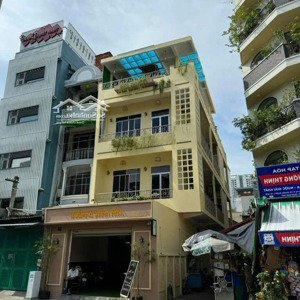 chủ nhà kẹt tiền gần bán góc 2 mặt tiền ngay trung tâm quận 1