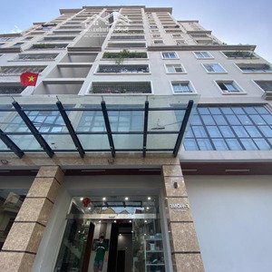 lô góc thang máy - view phố - tiện ích bạt ngàn - đi bộ ra hồ tây tập thể dục