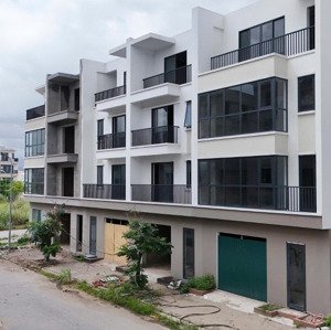 flc tropical hạ long. bán liền kề biển hạ long giá chỉ hơn 1xtr/m2. 