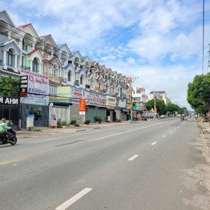 Bán Nhà 1t3l 5x18m Hoàn Công, Mặt Tiền đường đt 743a P. Bình An, đang Thuê 12tr/th