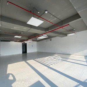 Văn Phòng Mới 100m2 Quận Hải Châu, Sẵn Trần Sàn điều Hòa