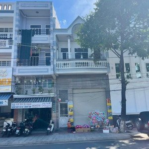 ngộp ngân hàng bán nhanh nhà mặt đường 2/4 vĩnh hải. 139m2 nhà 2 tầng chỉ 11.9 tỷ. nha trang
