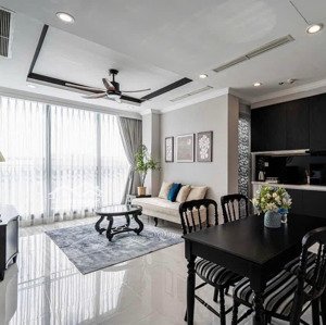 Cho Thuê Vinhomes Central Park Gần Cầu Bason 2 Phòng Ngủ 2wc Sân Golf Him Lam