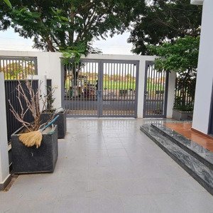 Bán Biệt Thự đông Tăng Long Gốc 2 Mt View Trực Diện Hồ Giá 28.5 Tỷ Có Thương Lượng