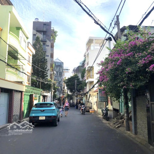 bán nhà riêng đường hồng hà cửa ngõ sân bay đang cho thuê thu nhập 60 triệu / tháng ( 5m x 18,6m )