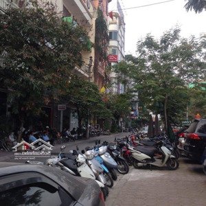 Bt Thành Phố Giao Lưu Vip Nhất Trục Chính - Kd Siêu đỉnh - 2 Mặt Tiền - Dt 241m X 4 Tầng, Mt 13m