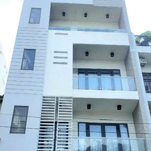 Cần Cho Thuê Nhà Mt Lê Quang định P.11 Q. Bình Thạnh Có Hầm để Xe Và Thang Máy.